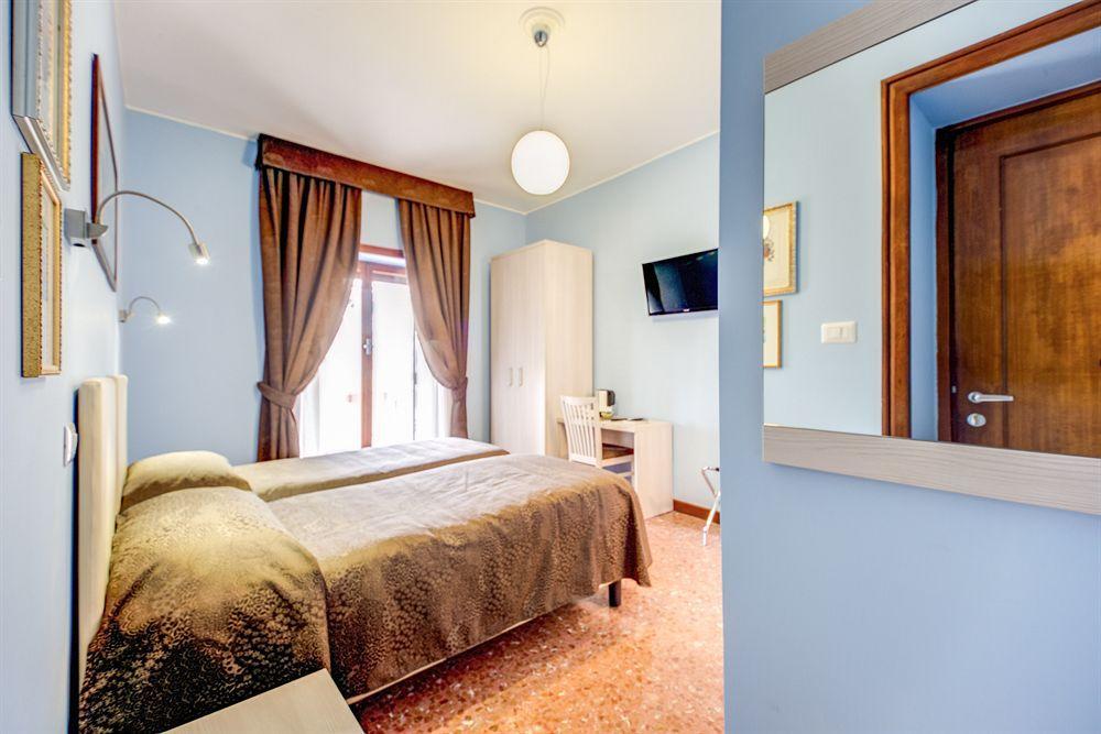 Bed and Breakfast Domus Cornelia à Rome Extérieur photo