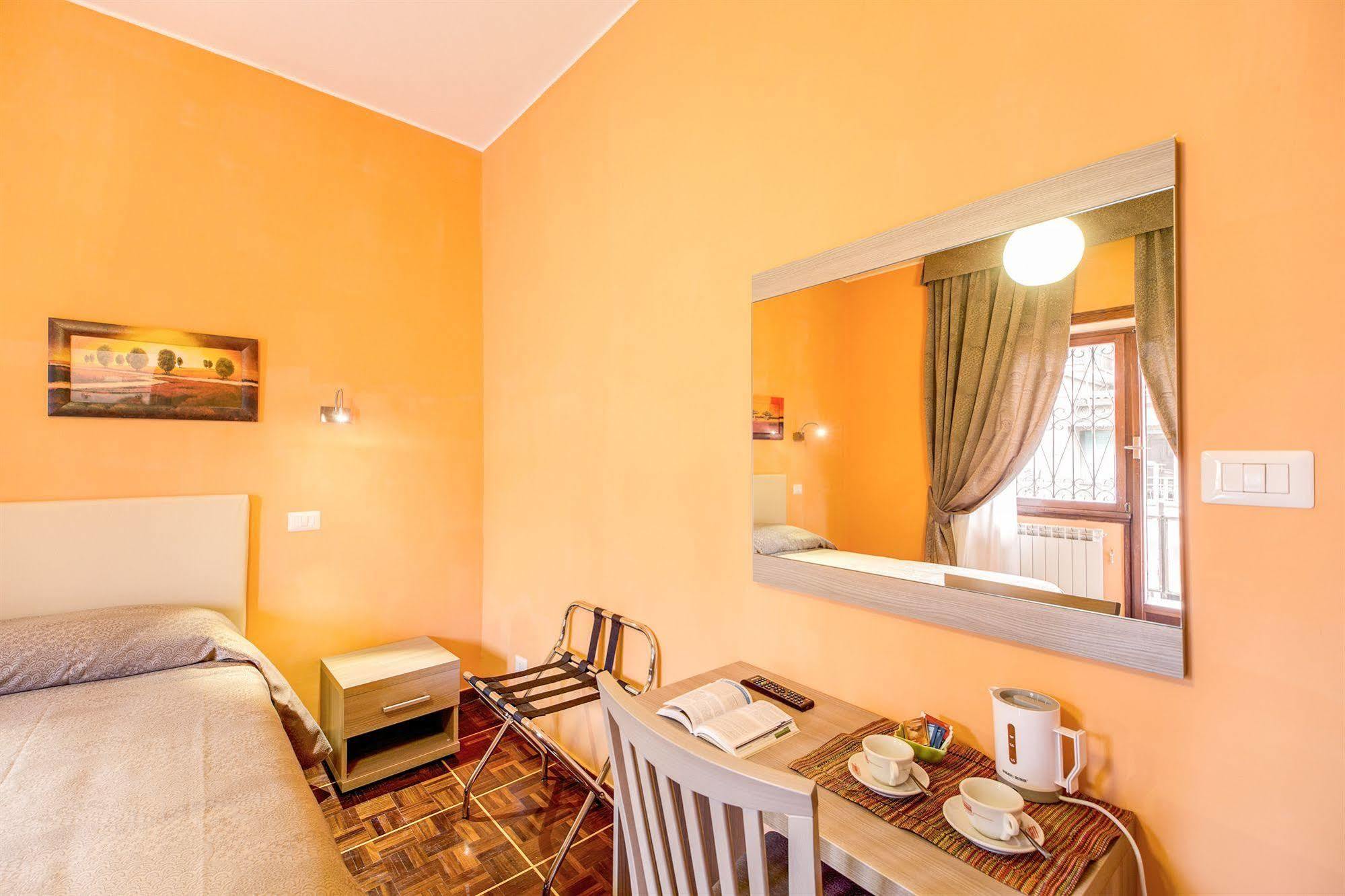 Bed and Breakfast Domus Cornelia à Rome Extérieur photo