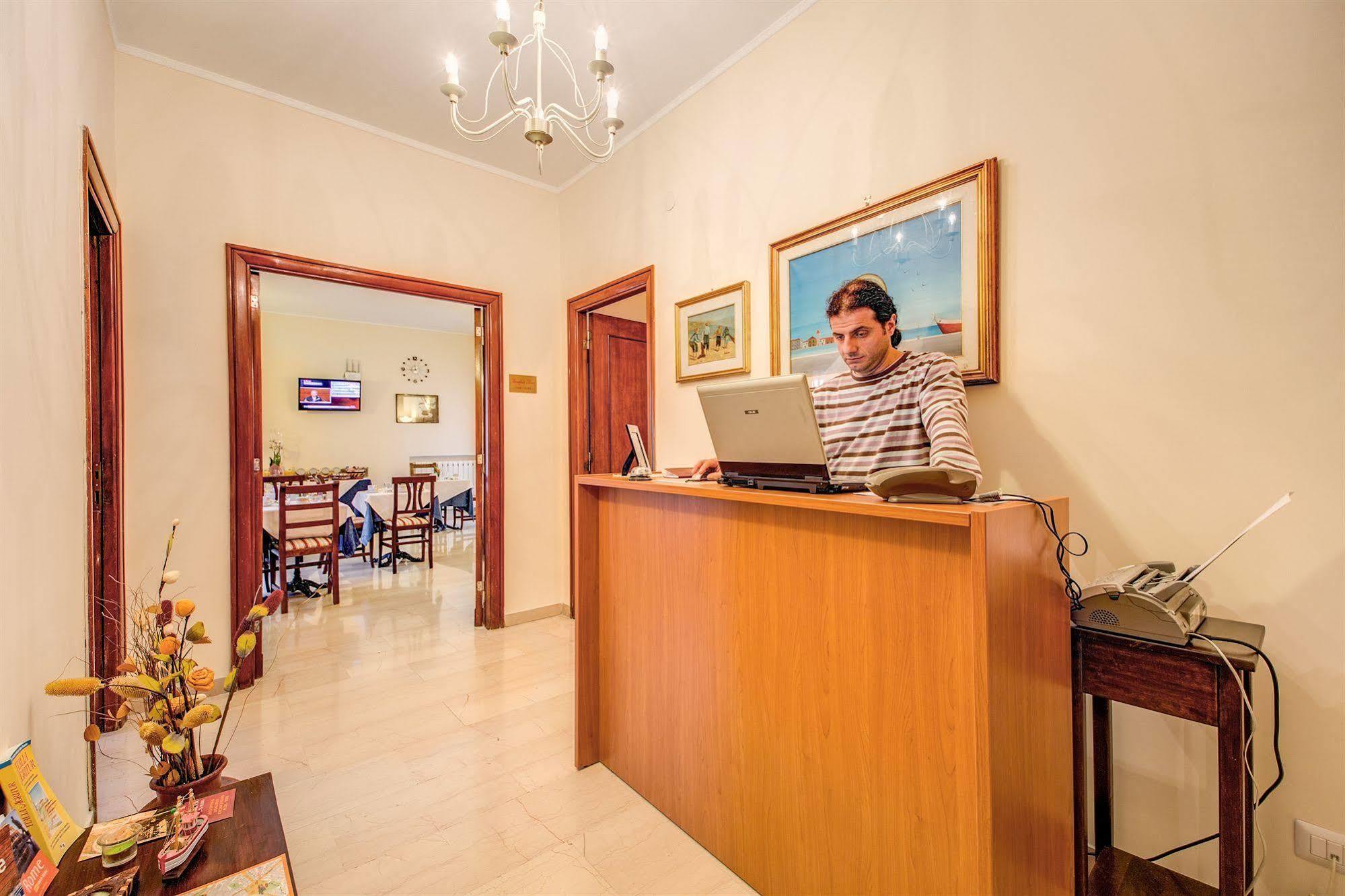 Bed and Breakfast Domus Cornelia à Rome Extérieur photo