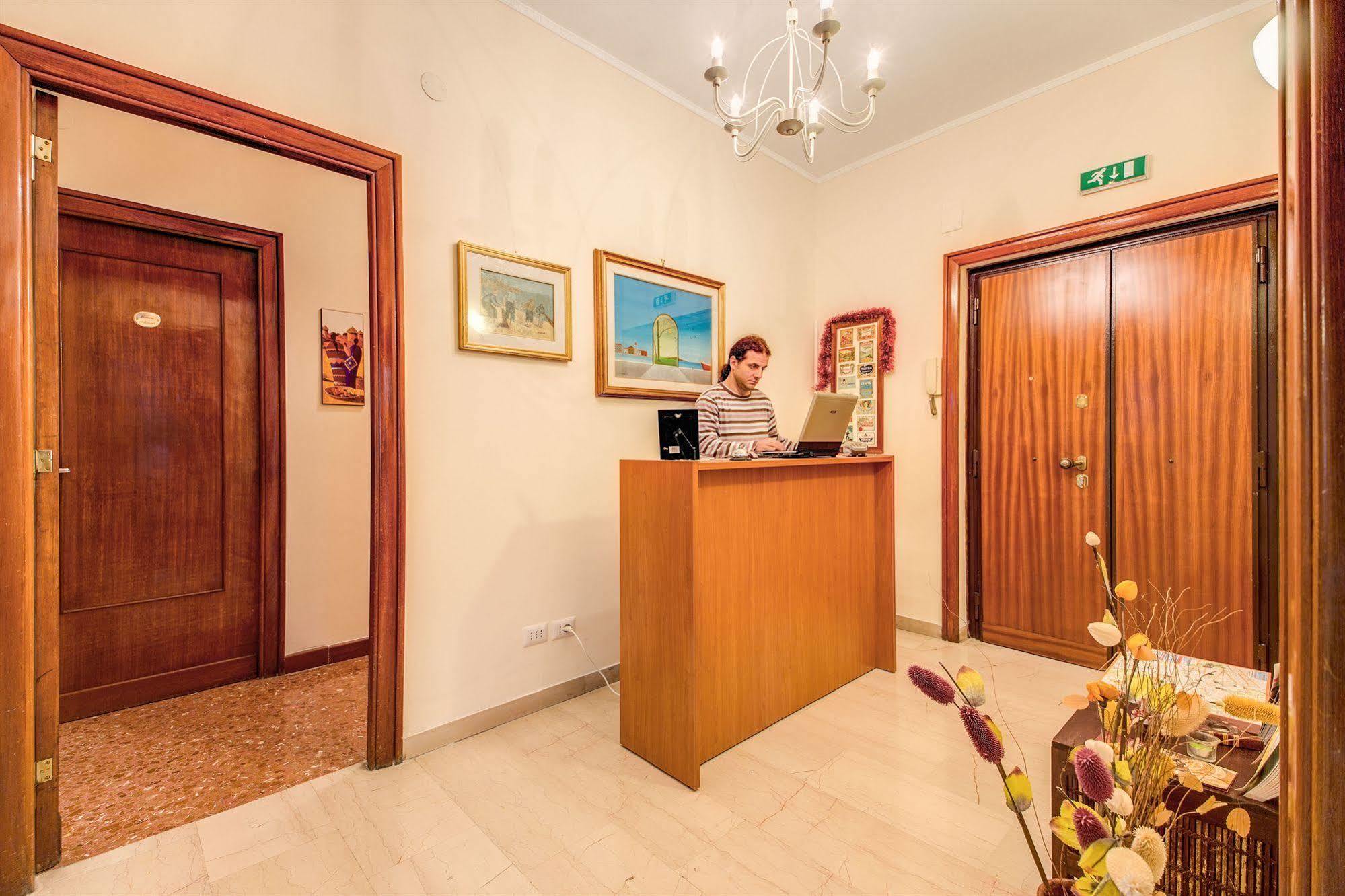 Bed and Breakfast Domus Cornelia à Rome Extérieur photo