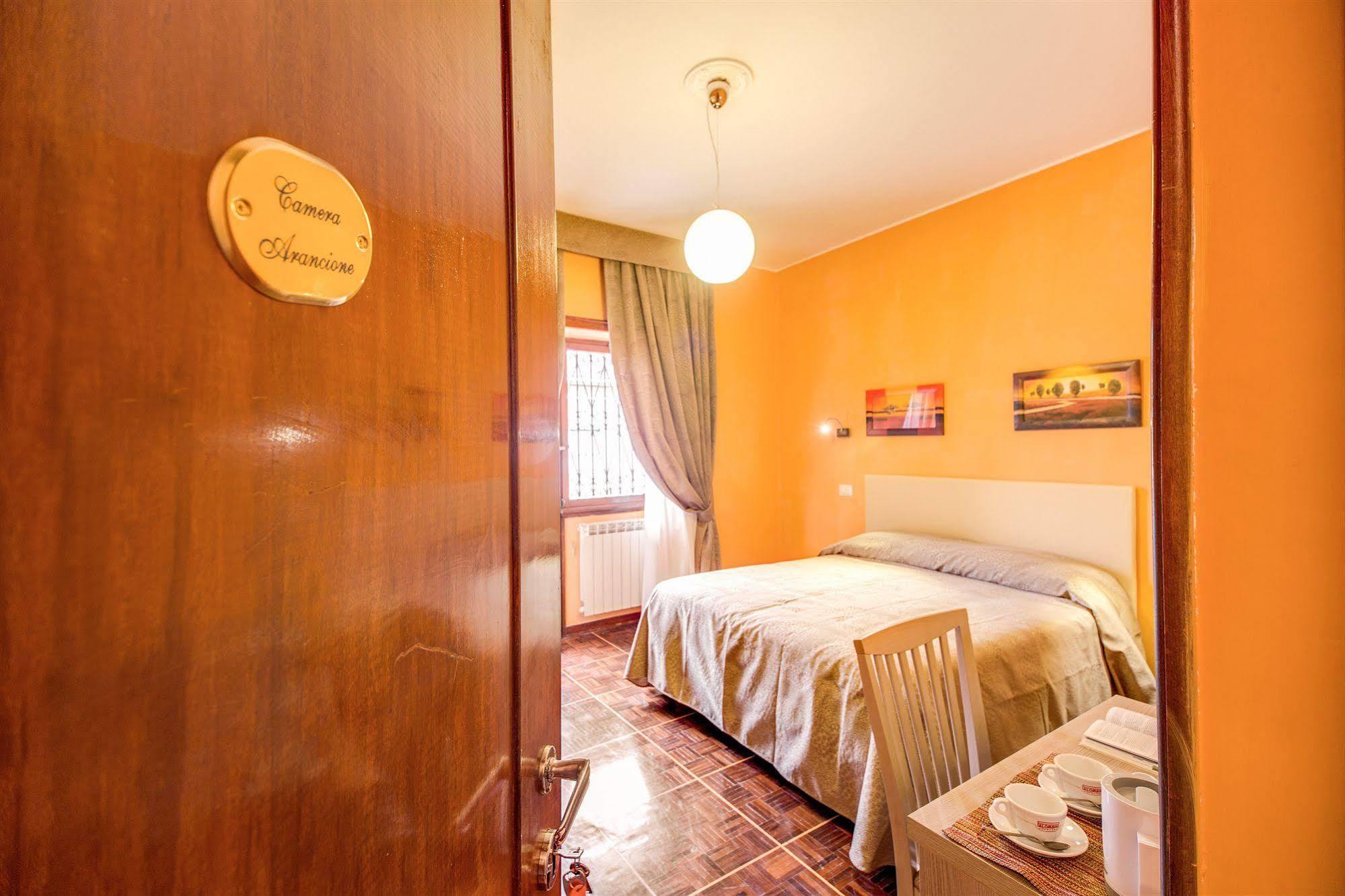 Bed and Breakfast Domus Cornelia à Rome Extérieur photo